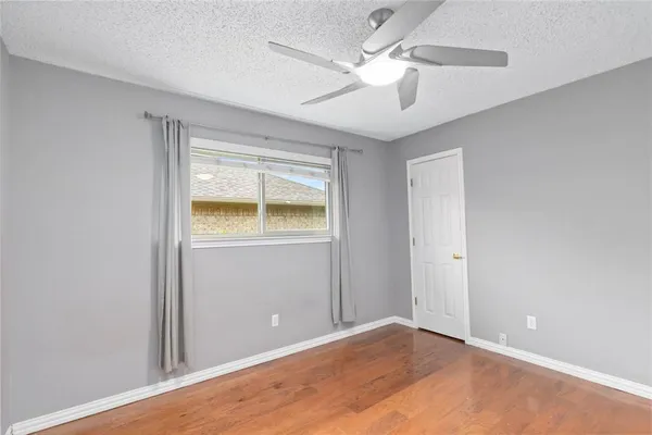 $475,000 | 200 Sunny Crest Drive, Murphy, TX 75094