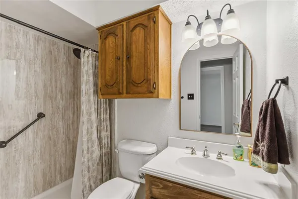 $475,000 | 200 Sunny Crest Drive, Murphy, TX 75094
