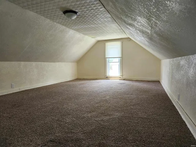 $76,900 | 404 West Indiana Avenue, Eaton, IN 47338