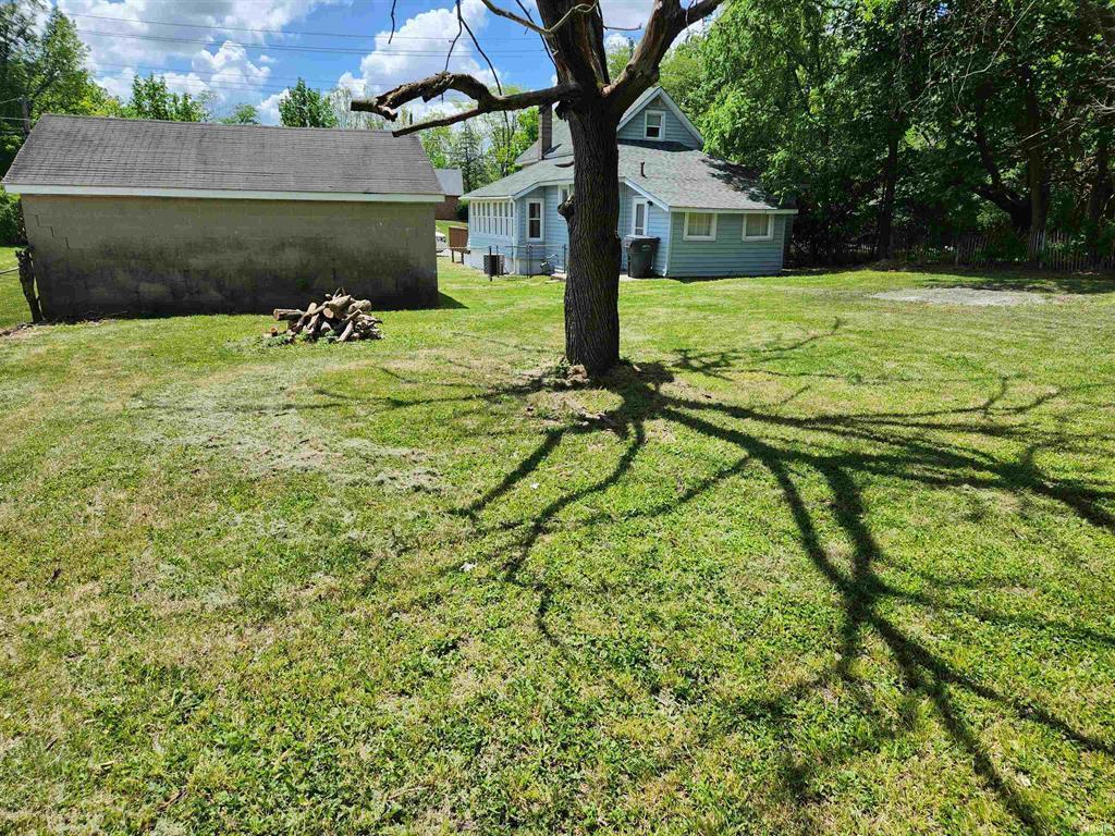 404 West Indiana Avenue Eaton, IN 47338 - Photo 4 of 14