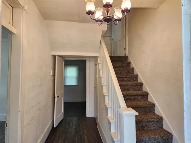 $76,900 | 404 West Indiana Avenue, Eaton, IN 47338