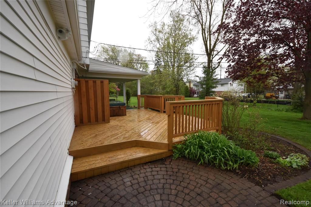 30209 Barwell Road Farmington Hills, MI 48334 - Photo 27 of 35