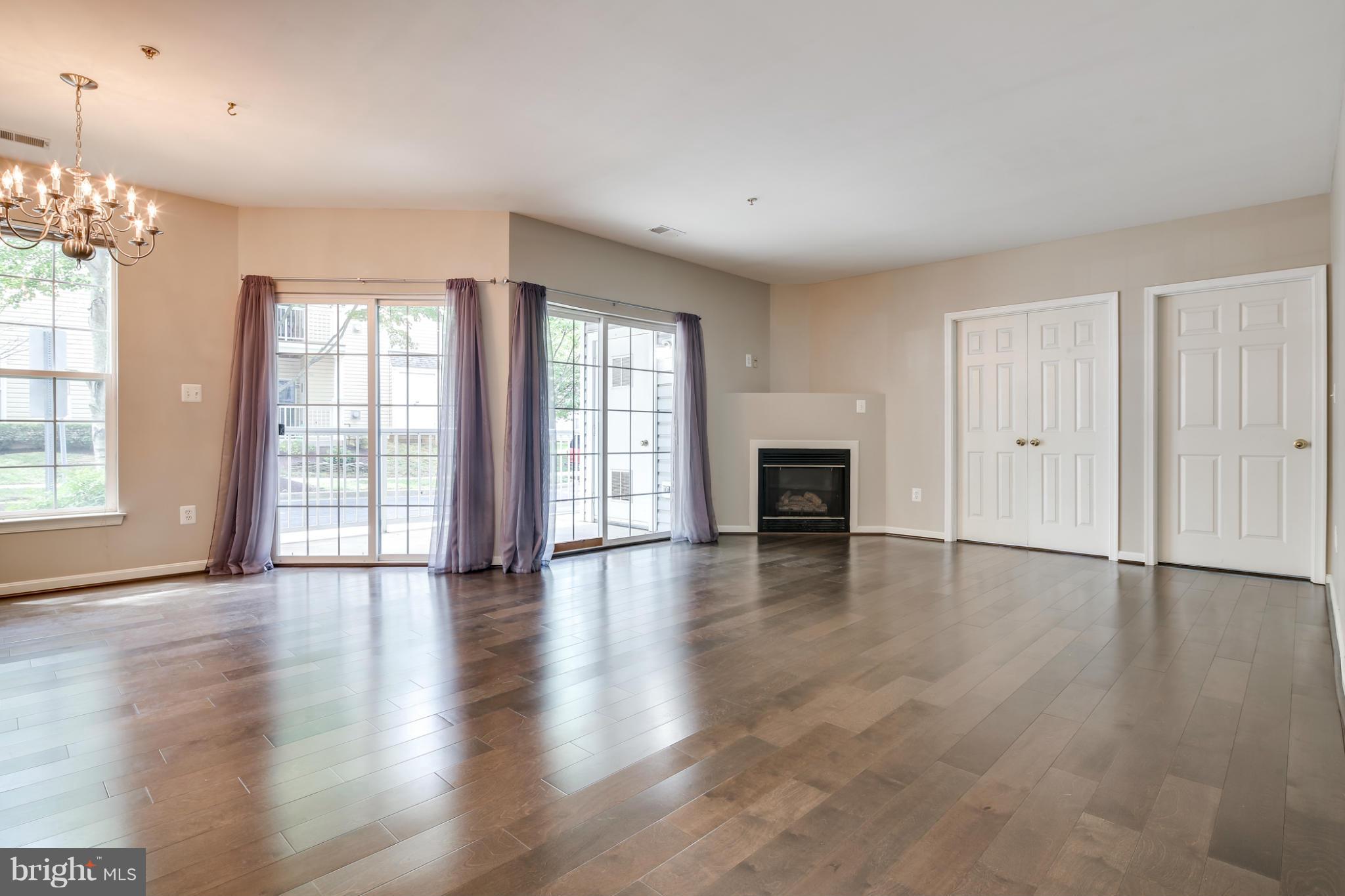 12709 Found Stone Road, Unit 6102 Germantown, MD 20876 - Photo 12 of 25 Living Room