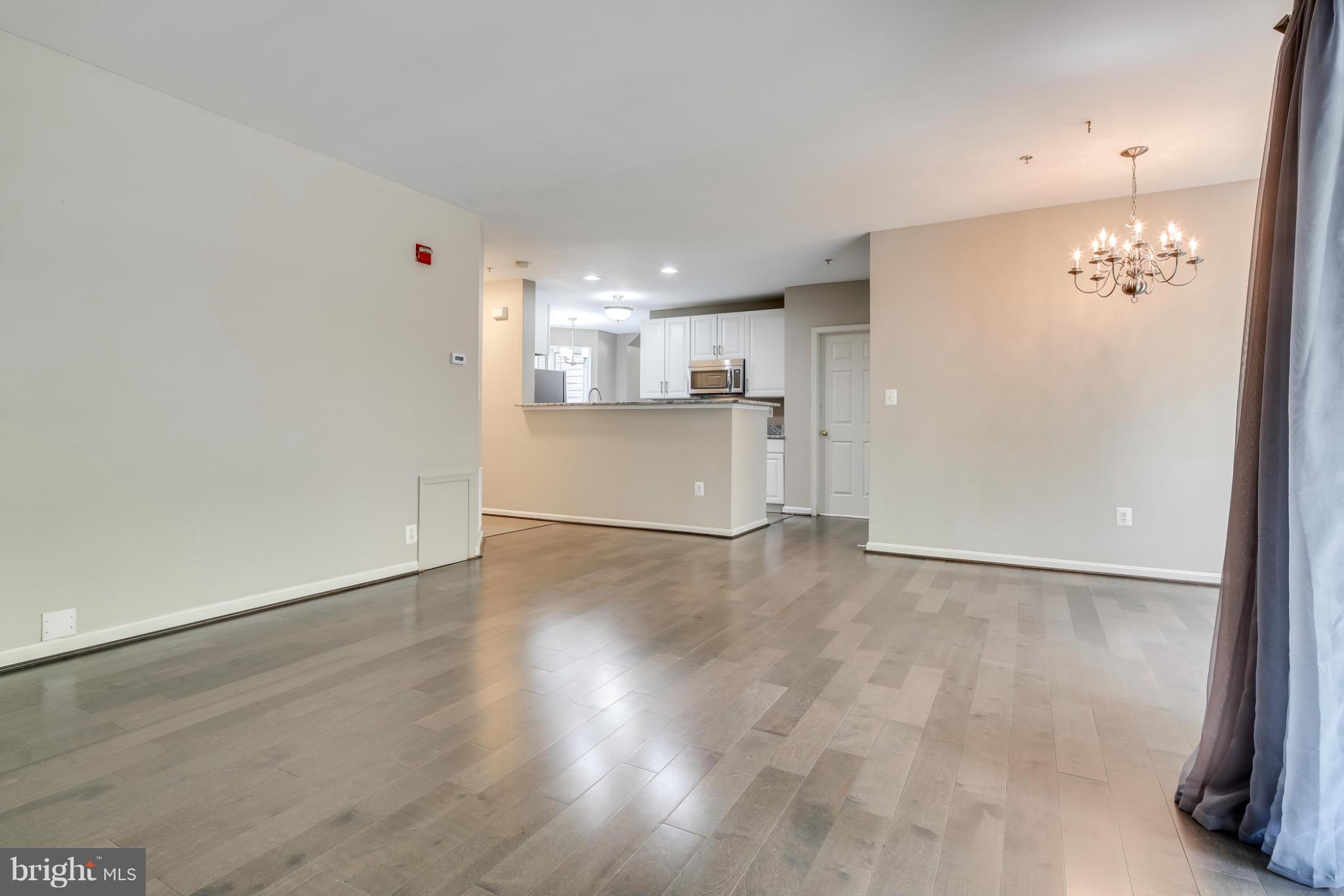 12709 Found Stone Road, Unit 6102 Germantown, MD 20876 - Photo 15 of 25 Dining Room