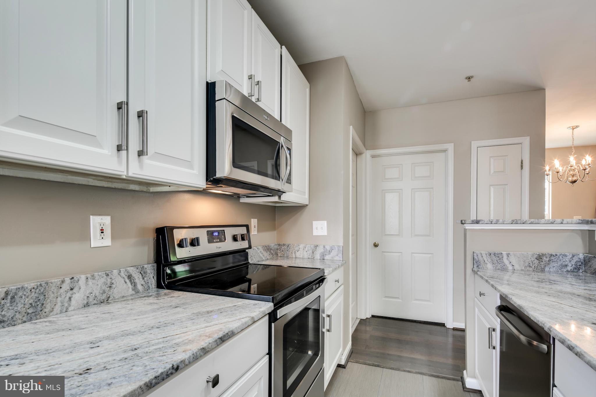 12709 Found Stone Road, Unit 6102 Germantown, MD 20876 - Photo 6 of 25 Kitchen