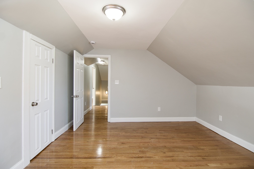 63 Bay Street Springfield, MA 01109 - Photo 23 of 35