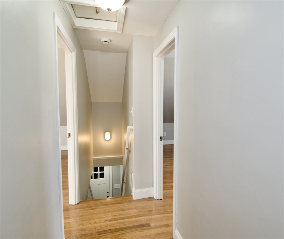 63 Bay Street Springfield, MA 01109 - Photo 29 of 35