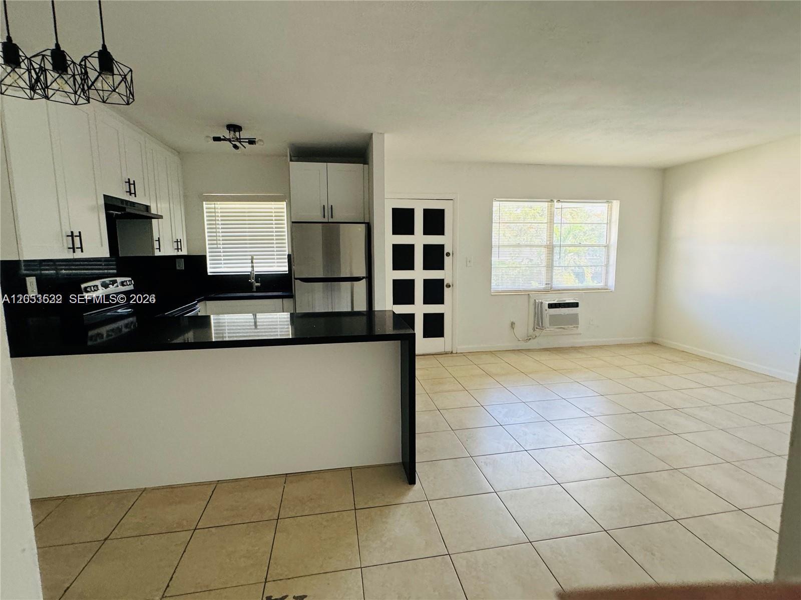 1755 Northeast 116th Road, Unit 17 North Miami, FL 33181 - Photo 17 of 19