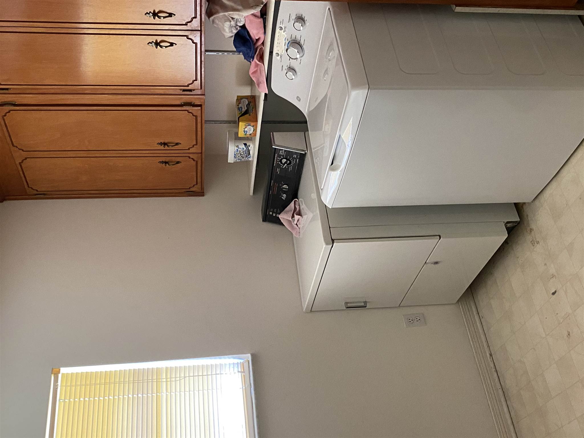 12390 Pleasant View Lane Foley, AL 36535 - Photo 13 of 28 LAUNDRY ROOM W/D CONVEY