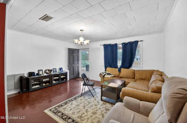 $110,000 | 904 Pecan Avenue, Philadelphia, MS 39350