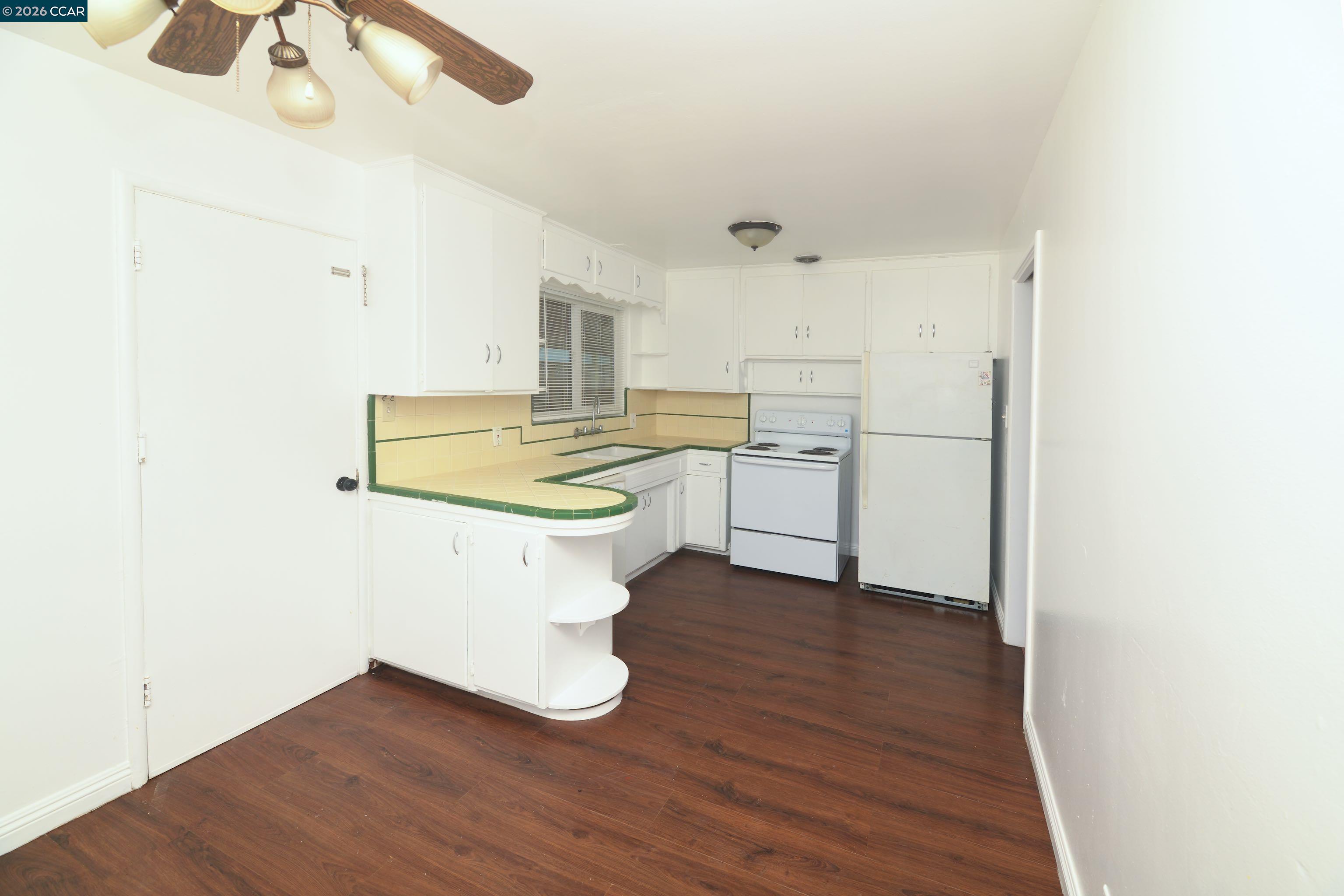 1823 Wall Street Tracy, CA 95376 - Photo 14 of 38