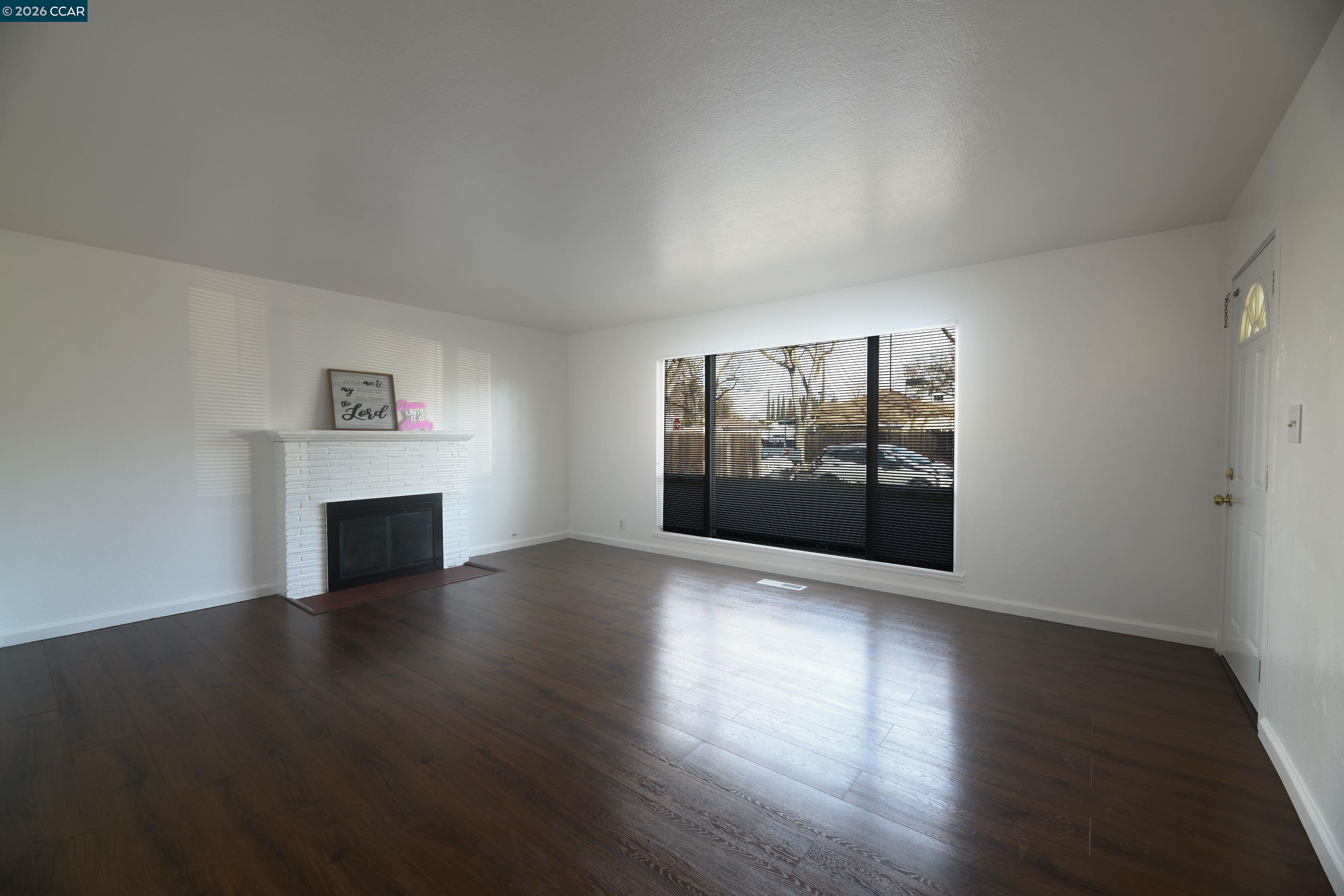 1823 Wall Street Tracy, CA 95376 - Photo 4 of 38