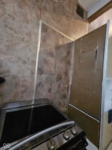 $39,999 | 1122 South 10th Street, Terre Haute, IN 47802