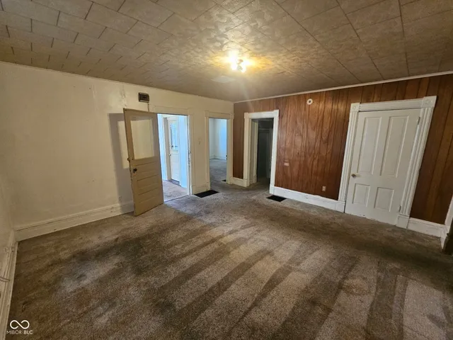 $39,999 | 1122 South 10th Street, Terre Haute, IN 47802