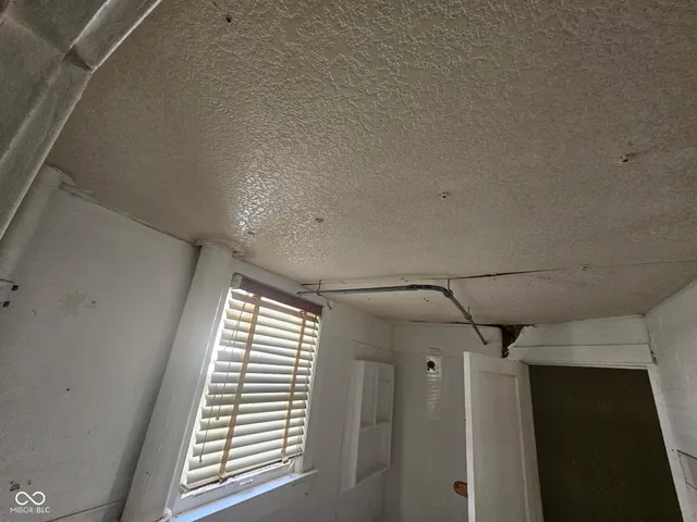 $39,999 | 1122 South 10th Street, Terre Haute, IN 47802