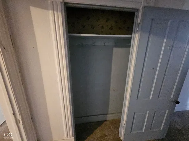 $39,999 | 1122 South 10th Street, Terre Haute, IN 47802