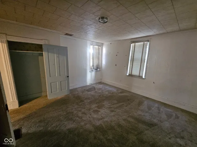 $39,999 | 1122 South 10th Street, Terre Haute, IN 47802