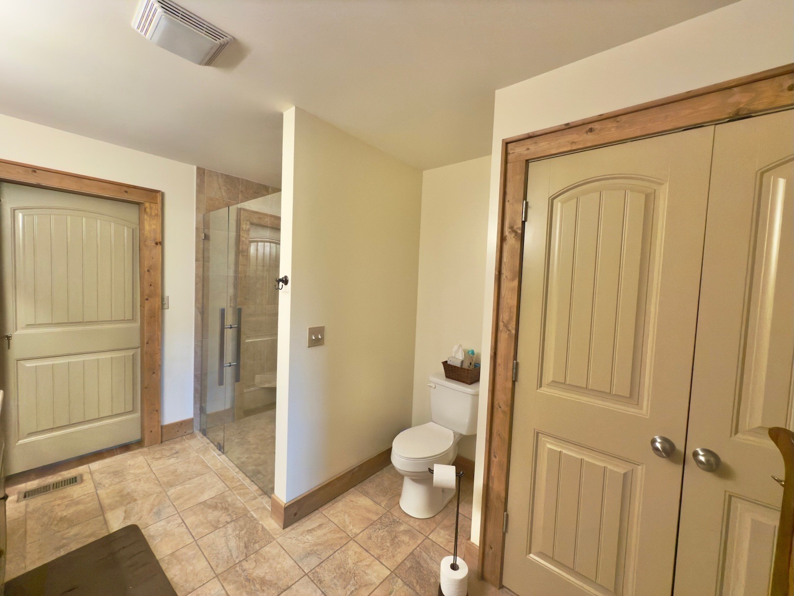 161 Fowler Road Woodbury, TN 37190 - Photo 31 of 69 a bathroom with a granite countertop sink a toilet and shower