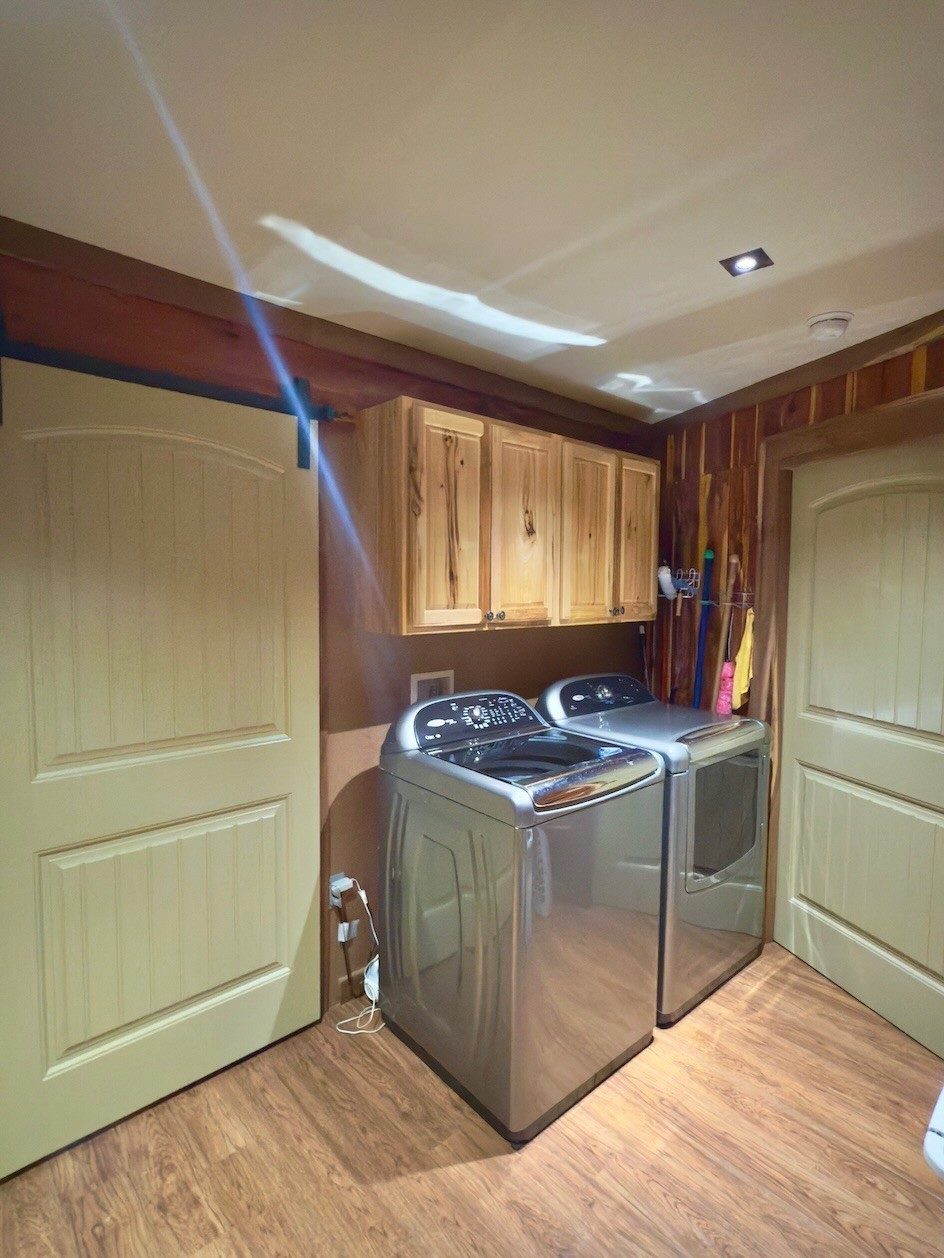 161 Fowler Road Woodbury, TN 37190 - Photo 40 of 69 a kitchen with a stove and a refrigerator