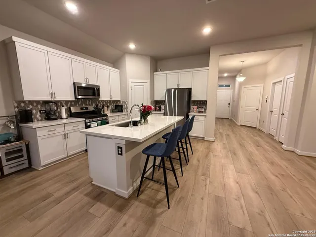 $2,395 | 4422 Tiger Run, San Antonio, TX 78217