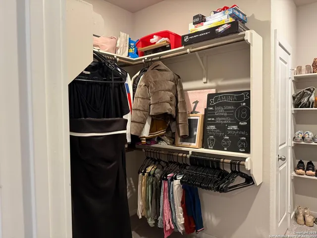 $2,395 | 4422 Tiger Run, San Antonio, TX 78217