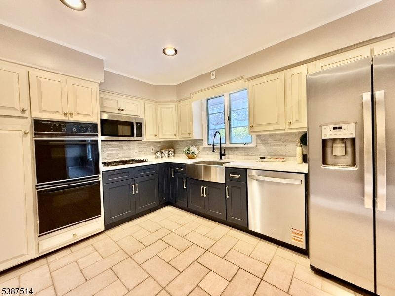 1450 Deer Path Mountainside, NJ 07092 - Photo 12 of 33