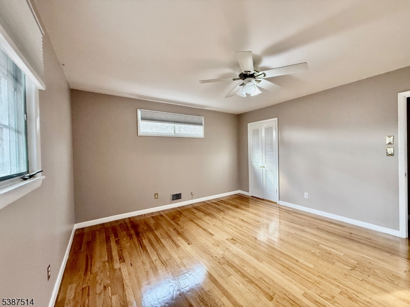 1450 Deer Path Mountainside, NJ 07092 - Photo 22 of 33