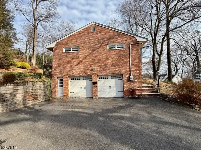 $4,300 | 1450 Deer Path, Mountainside, NJ 07092