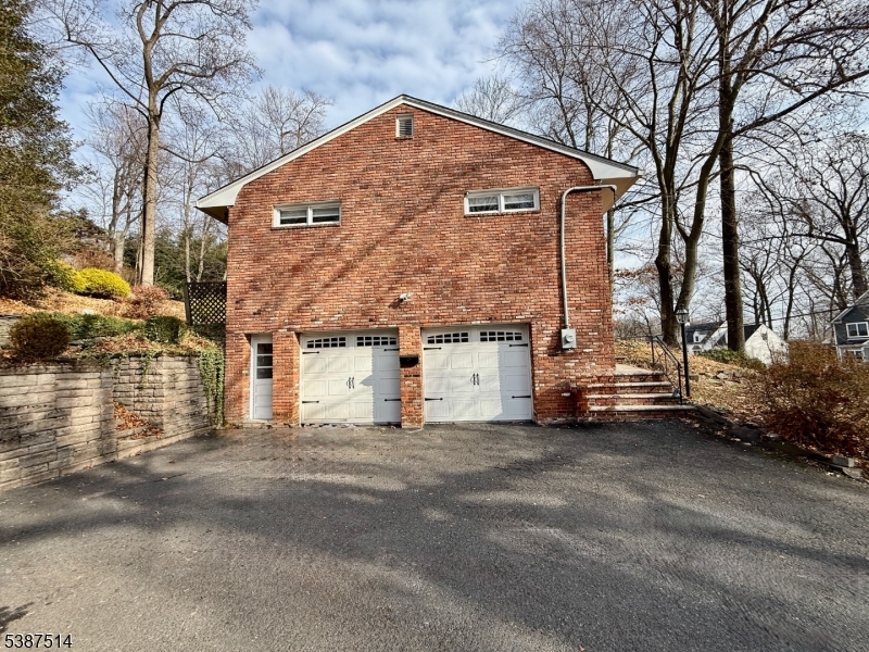 1450 Deer Path Mountainside, NJ 07092 - Photo 33 of 33