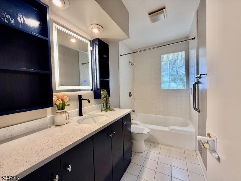 1450 Deer Path Mountainside, NJ 07092 - Photo 6 of 33