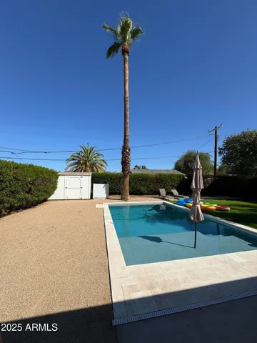 $2,700 | 334 West Glenrosa Avenue, Phoenix, AZ 85013