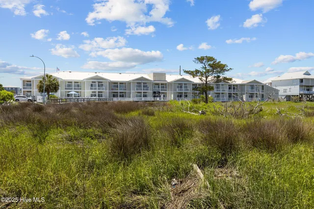 $164,500 | 602 West Fort Macon Road, Unit 135, Atlantic Beach, NC 28512