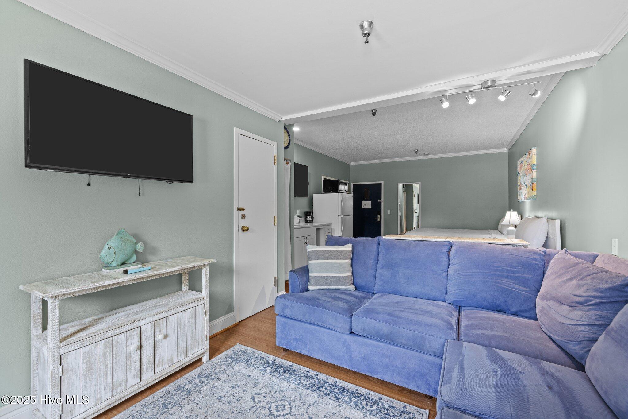 602 West Fort Macon Road, Unit 135 Atlantic Beach, NC 28512 - Photo 2 of 25 135 Palm Suites