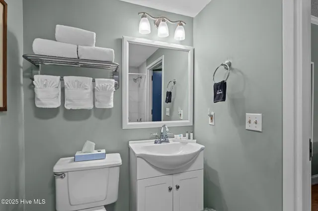 $164,500 | 602 West Fort Macon Road, Unit 135, Atlantic Beach, NC 28512