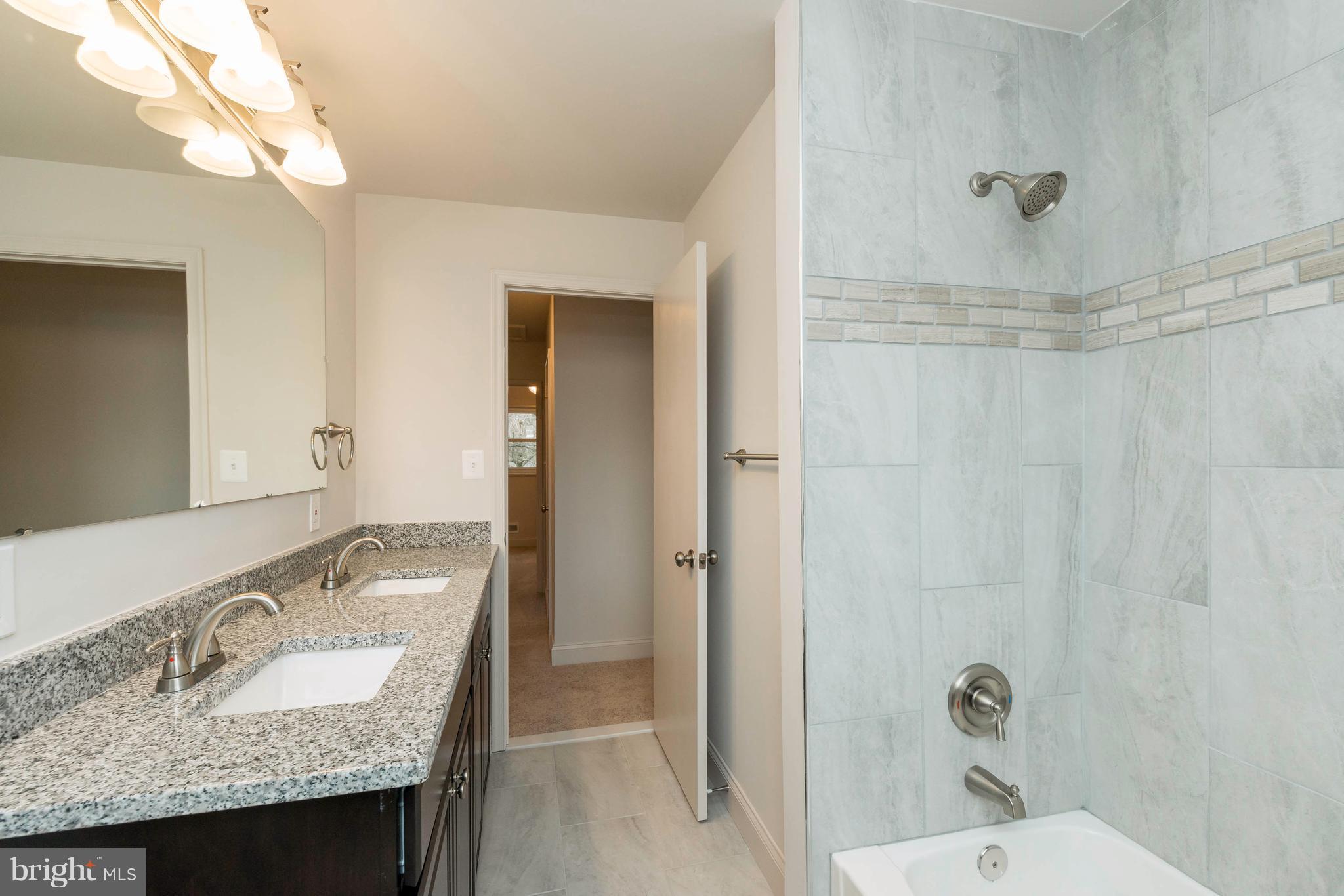 3713 Coronado Road Baltimore, MD 21244 - Photo 16 of 28 Bath (Master)