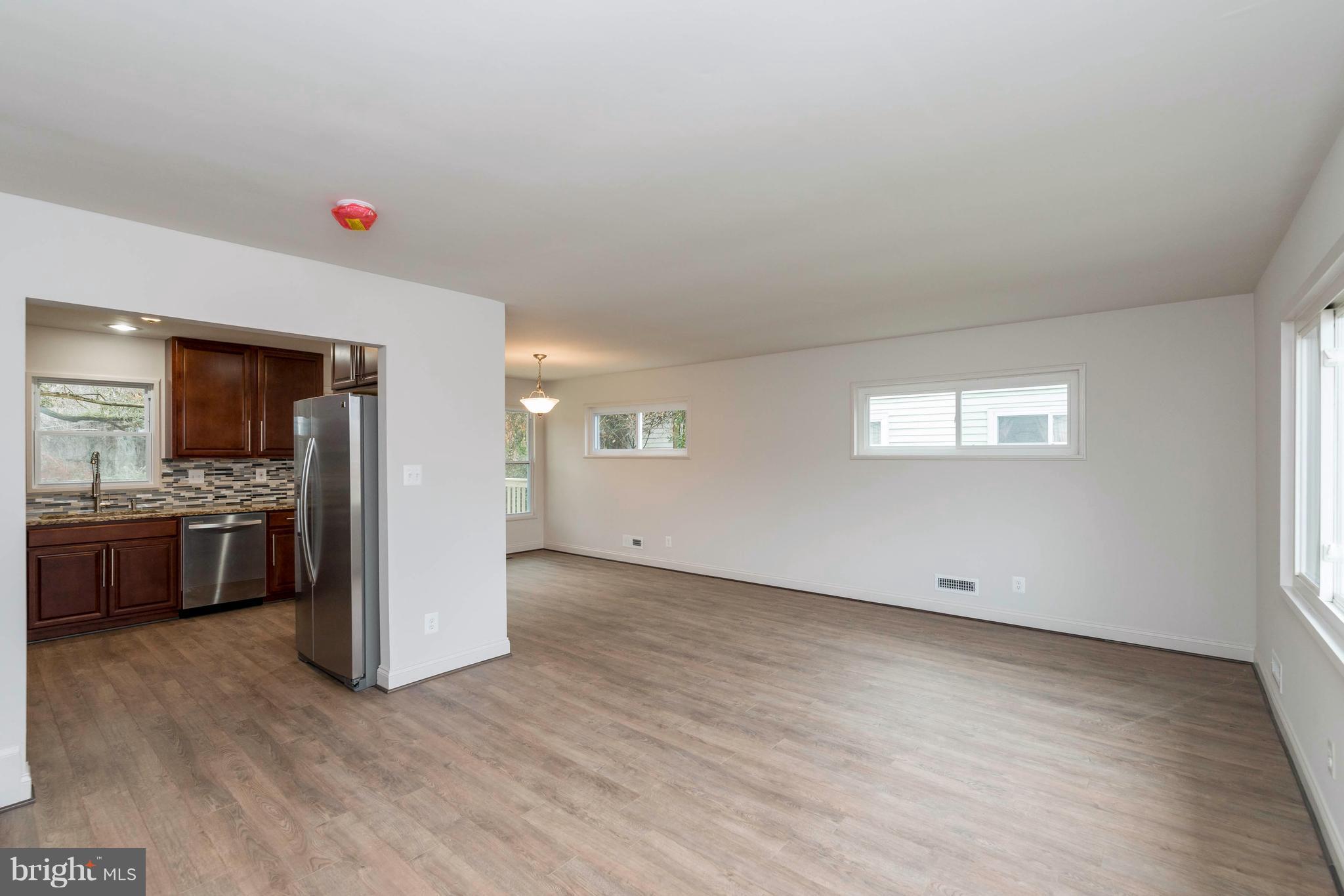 3713 Coronado Road Baltimore, MD 21244 - Photo 3 of 28 Interior (General)