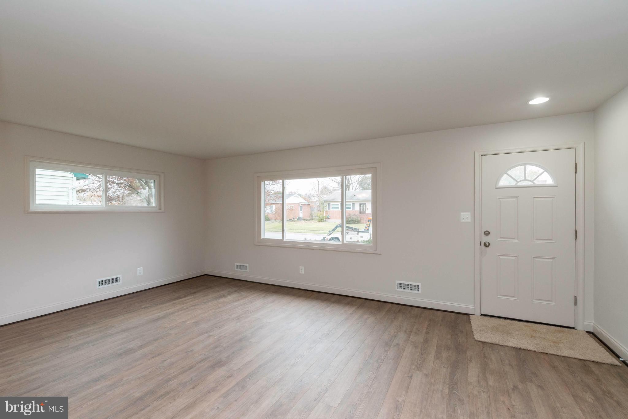3713 Coronado Road Baltimore, MD 21244 - Photo 8 of 28 Interior (General)