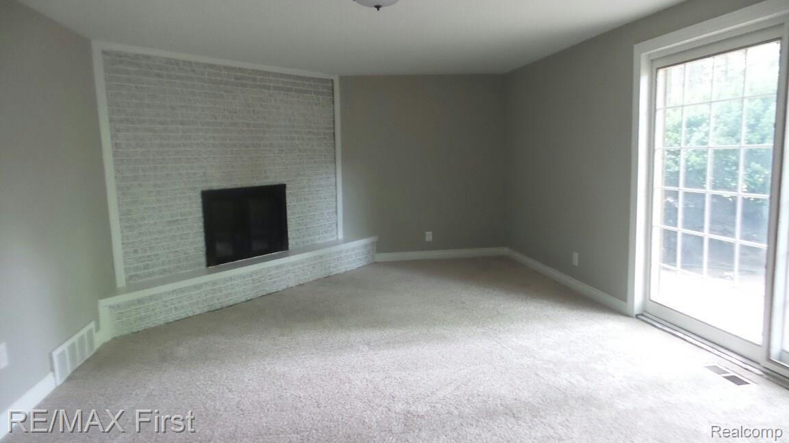 32133 Bonnet Hill Road Farmington, MI 48334 - Photo 13 of 21 20170901_122931_resized.jpg