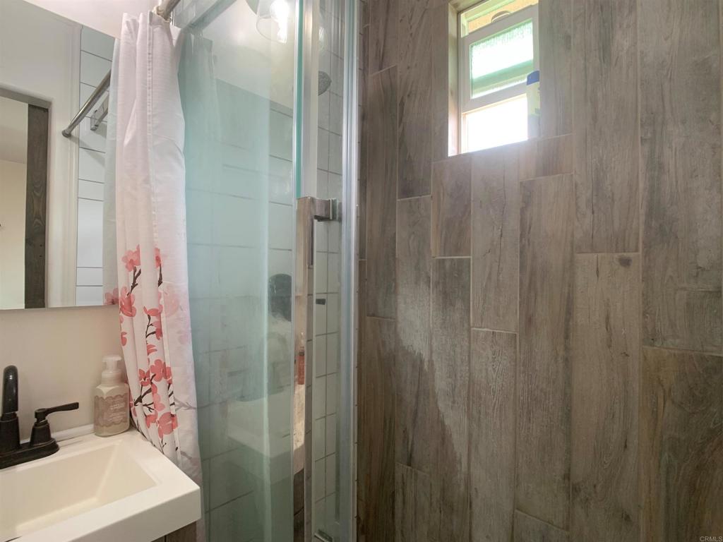 9104 Northcote Road Santee, CA 92071 - Photo 11 of 25