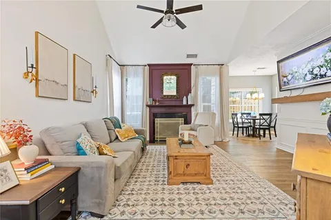 $440,000 | 2034 Crestview Way, Woodstock, GA 30188