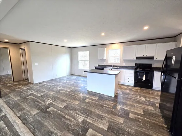 $229,900 | 106 Lynnewood Drive, Mount Airy, NC 27030