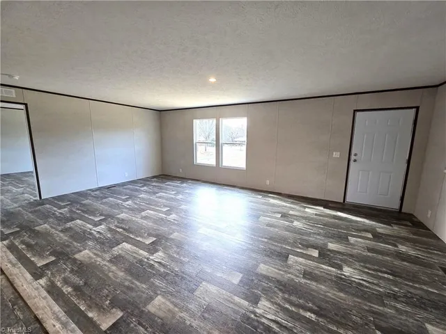 $239,900 | 106 Lynnewood Drive, Mount Airy, NC 27030