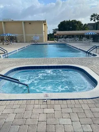 $1,900 | 2600 Northeast 1st Lane, Unit 418, Boynton Beach, FL 33435