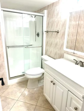 $1,900 | 2600 Northeast 1st Lane, Unit 418, Boynton Beach, FL 33435