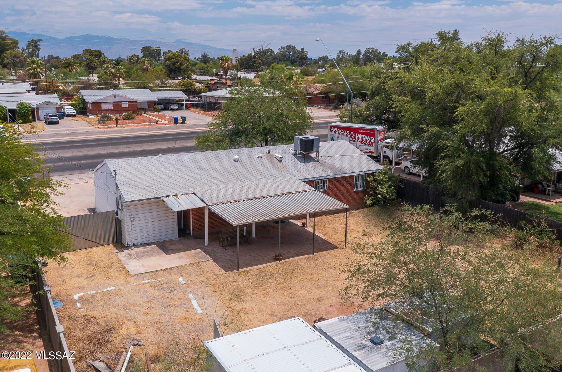 1307 North Swan Road Tucson, AZ 85712 - Photo 33 of 36 Gallery Image 33