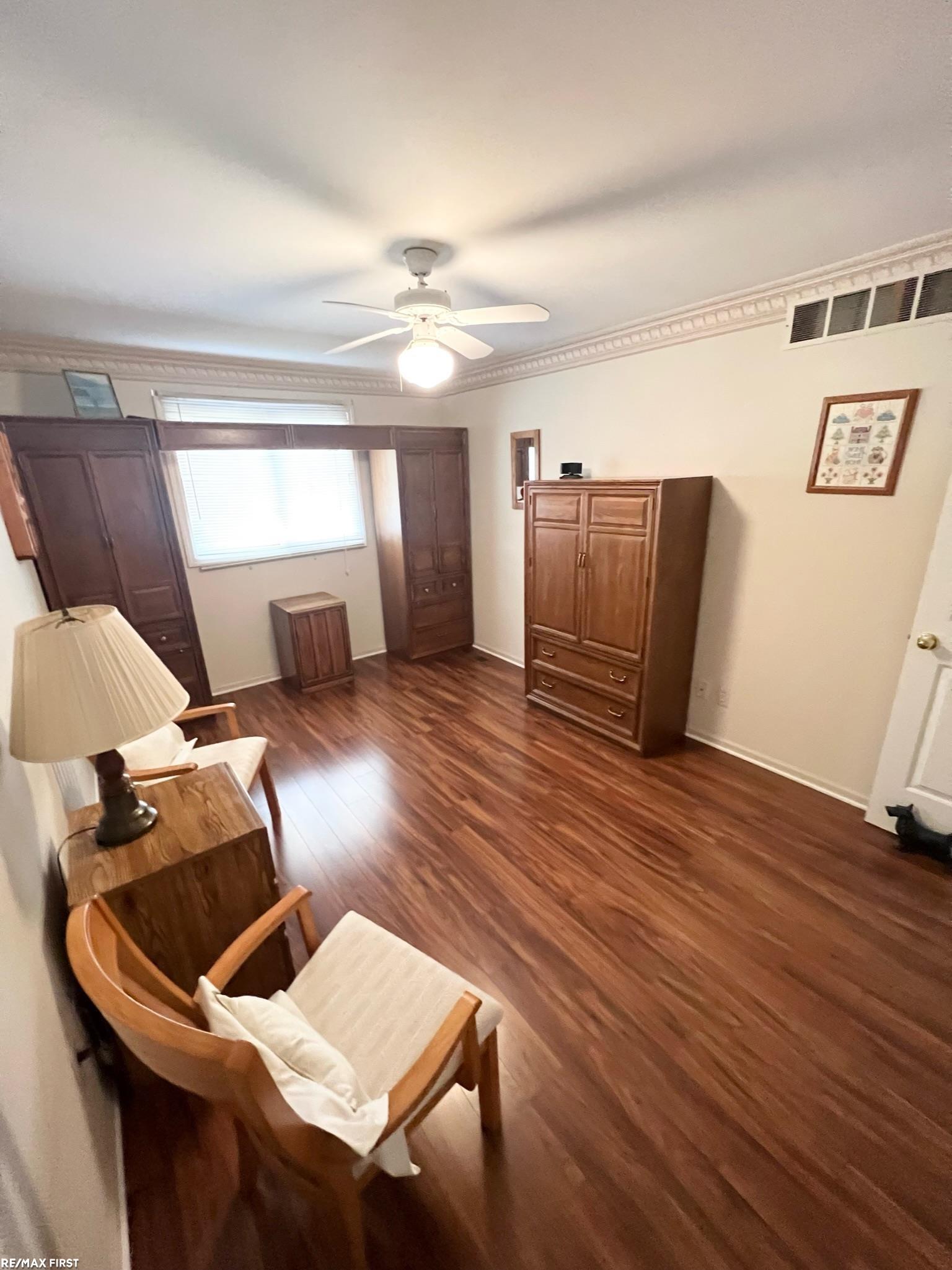 16781 Country Ridge Court Macomb, MI 48044 - Photo 18 of 37 50092528-17.JPG
