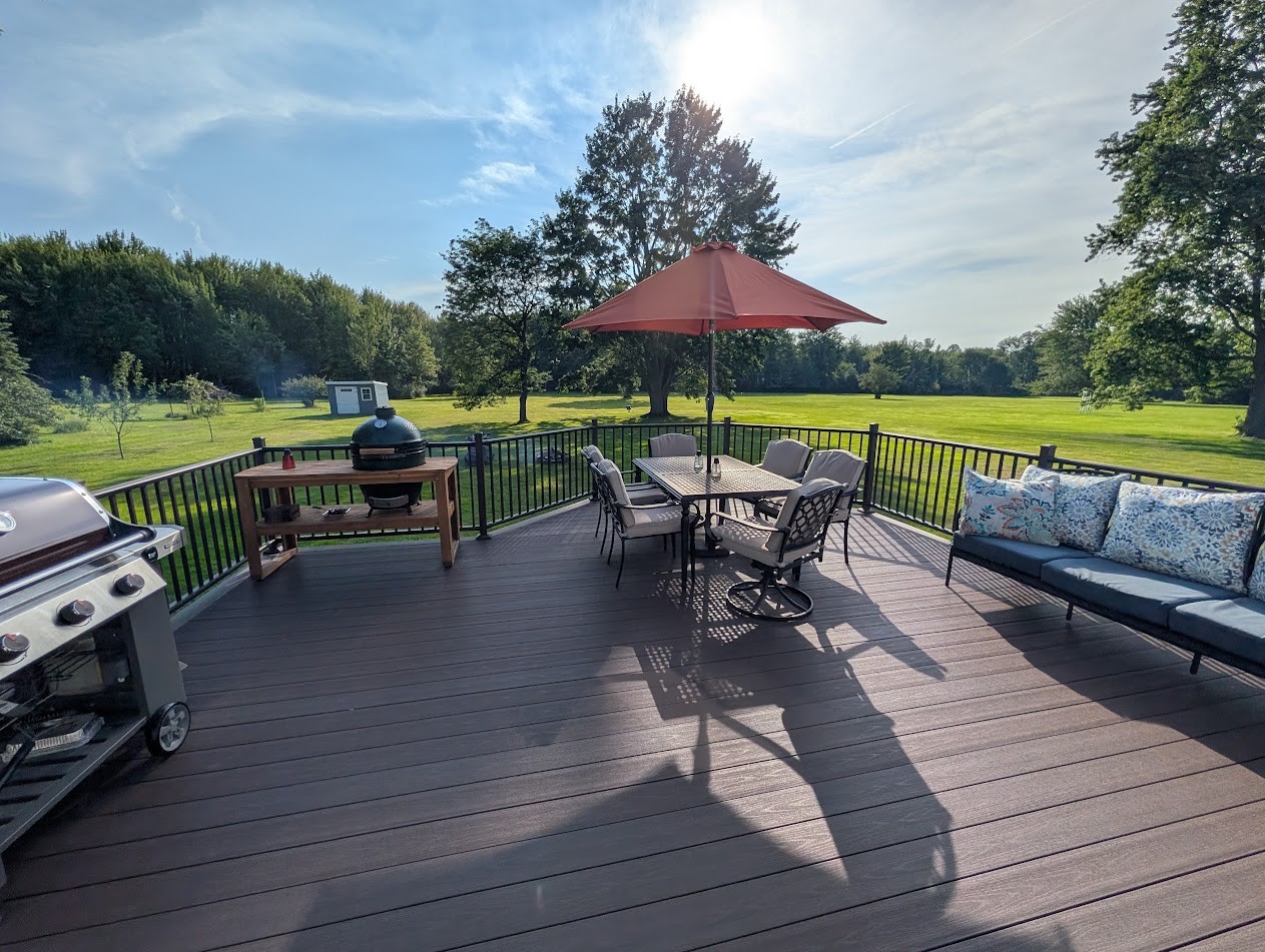7904 Bargain Road Erie, PA 16509 - Photo 15 of 17 Deck