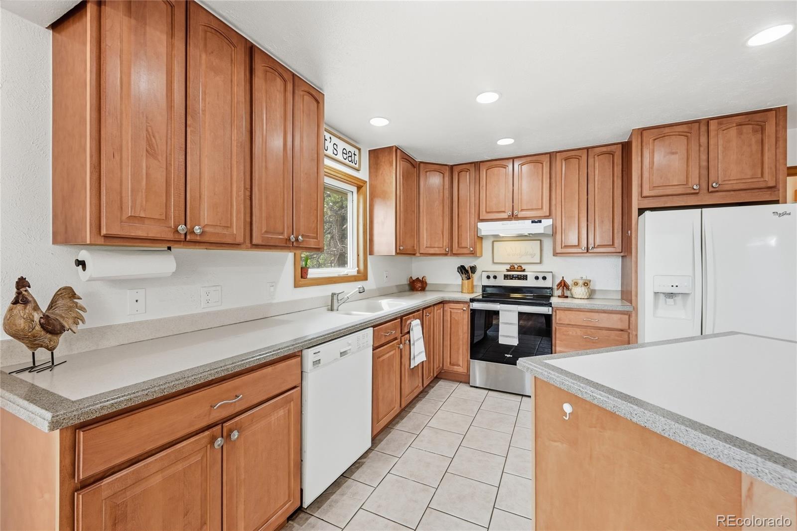 4718 County Road 72 Bailey, CO 80421 - Photo 13 of 50