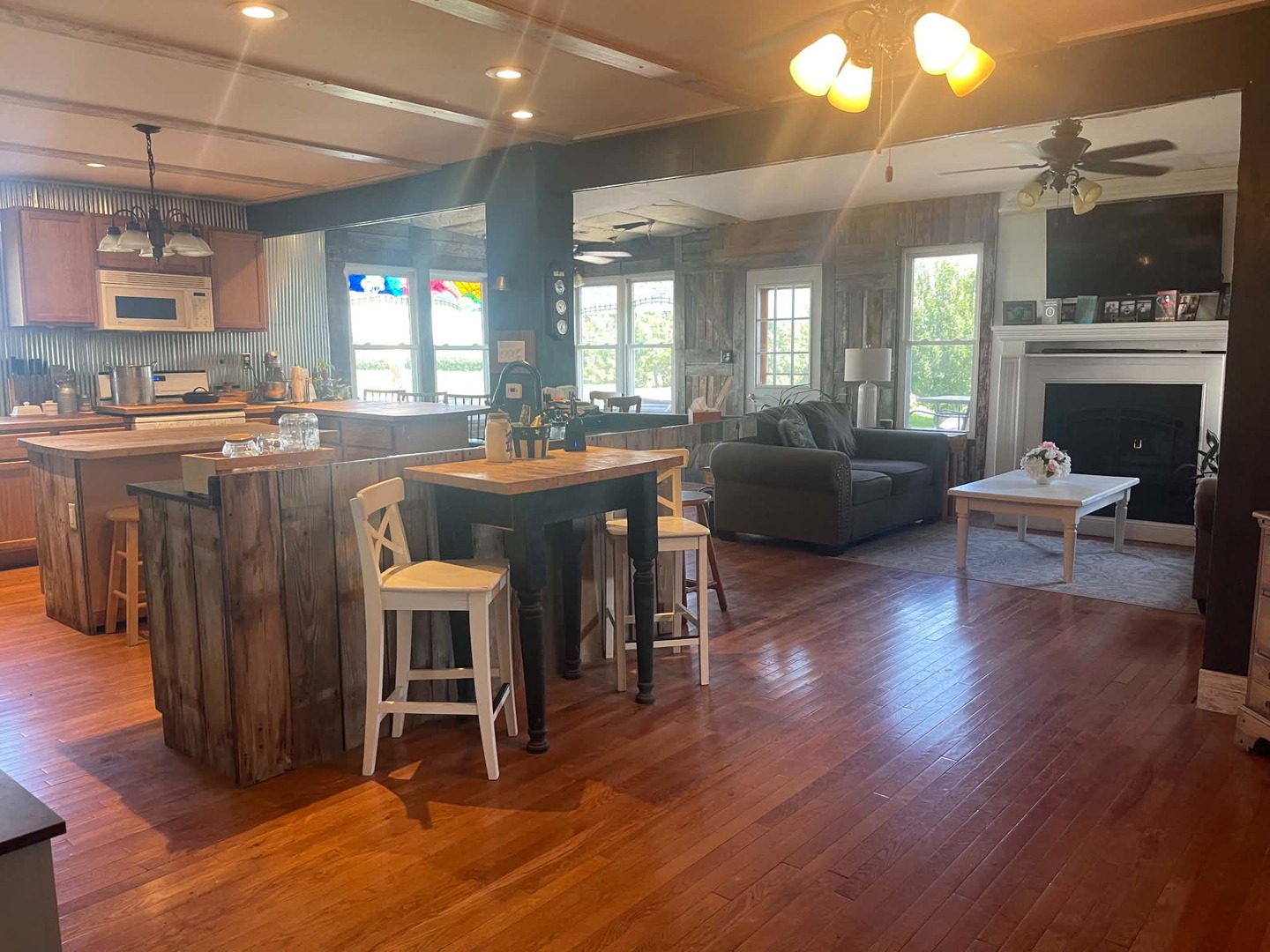 8268 Lyndon Road Prophetstown, IL 61277 - Photo 6 of 40