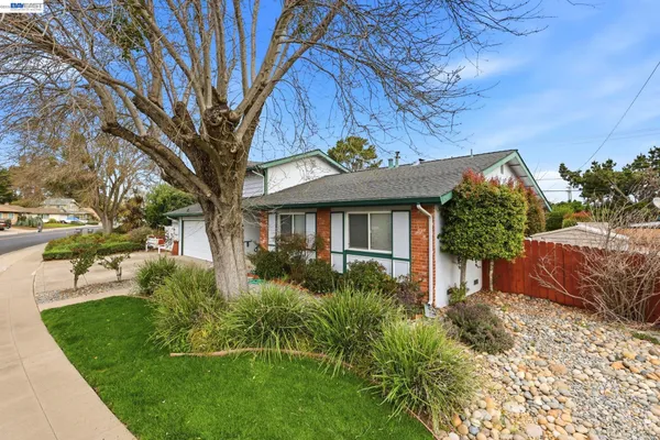 $1,199,950 | 8589 Davona Drive, Dublin, CA 94568